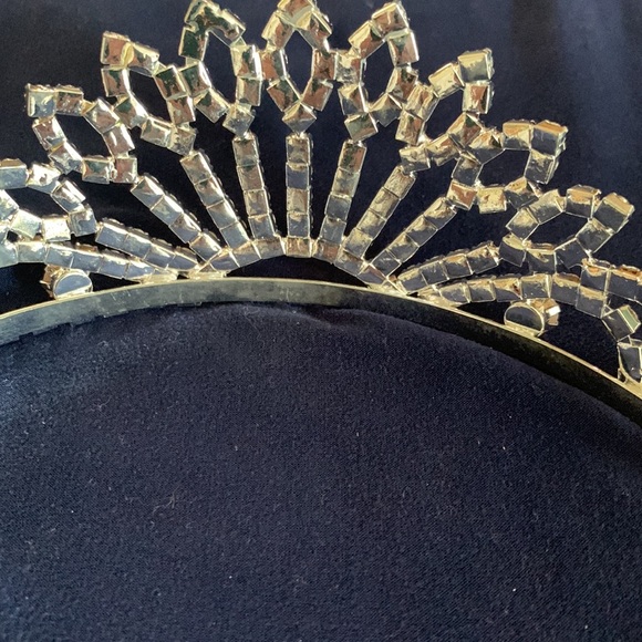 RHINESTONE TIARA - Picture 5 of 11